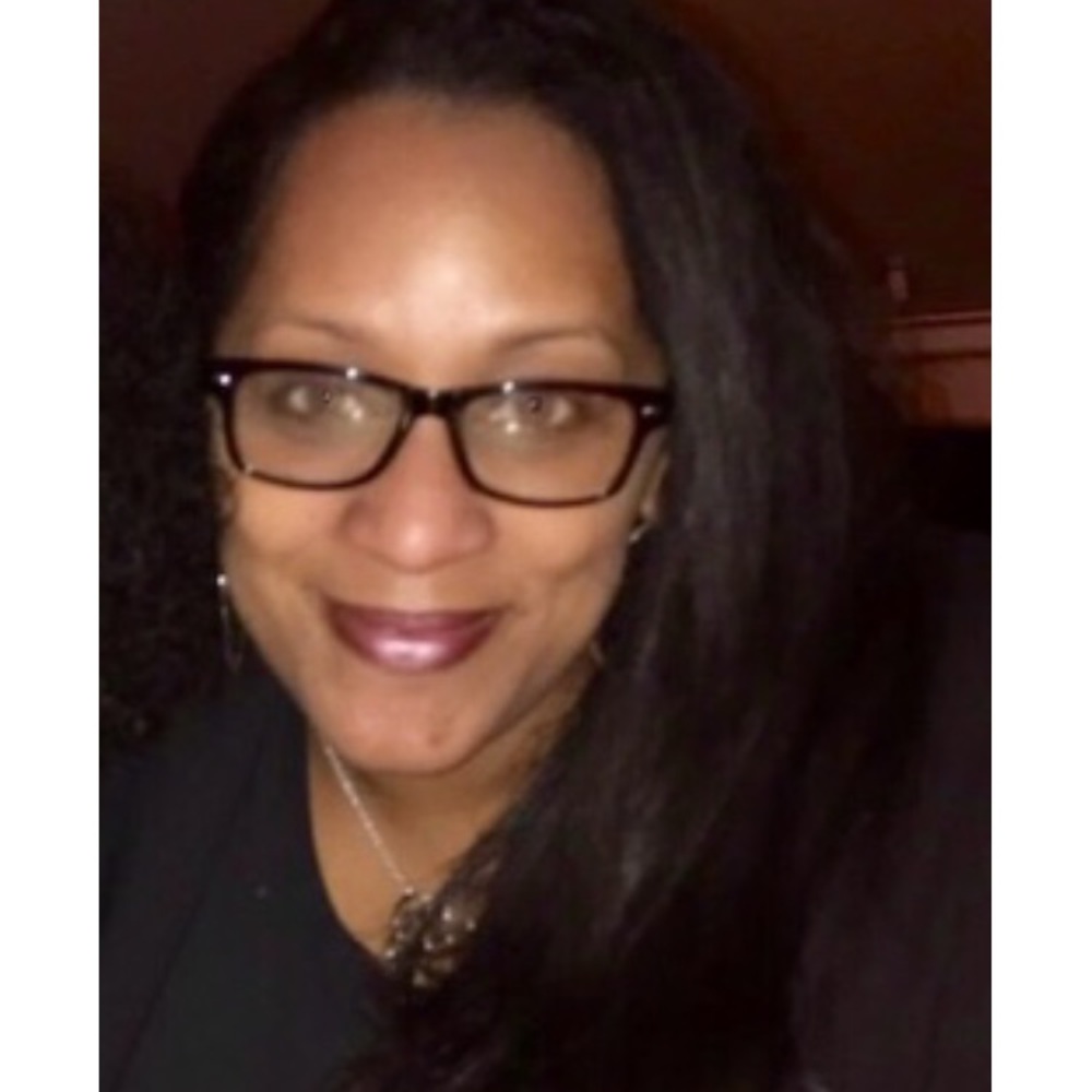 Meet your Posher, Latoya